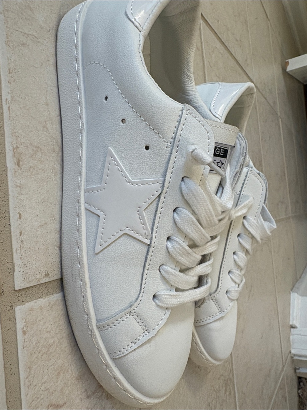 Vintage Havana White Low-Top Sneakers - Picture 2 of 4